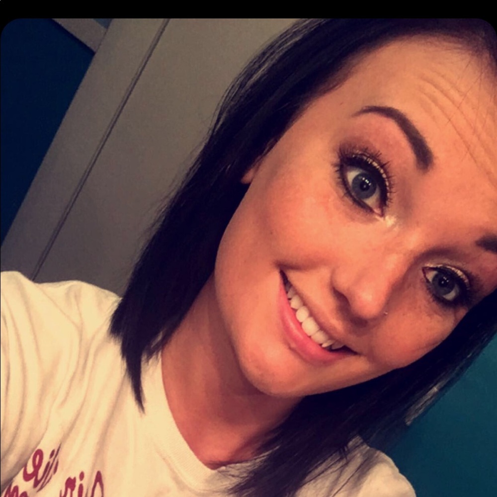 Meet your Posher, Amy